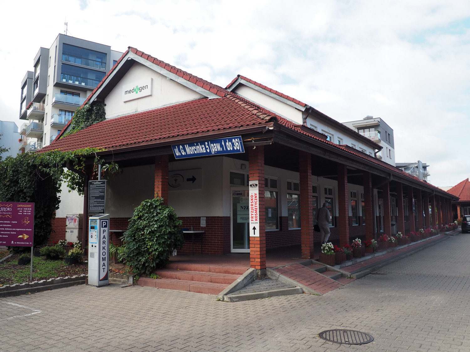 Zdjęcie architektury budynku Pawilony handlowo-usługowe